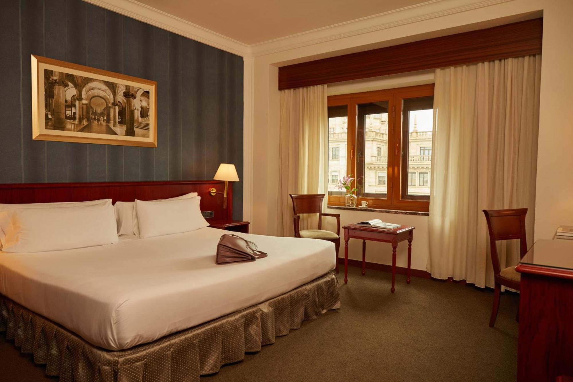 El Avenida Palace Hotell 4*