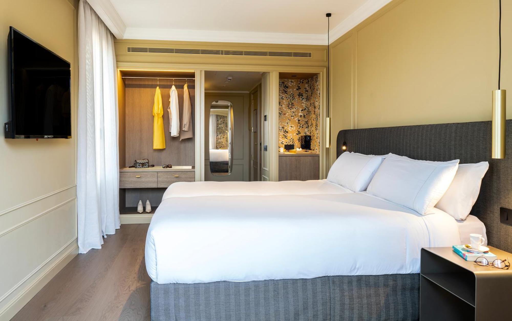 Hotell El Avenida Palace 4*
