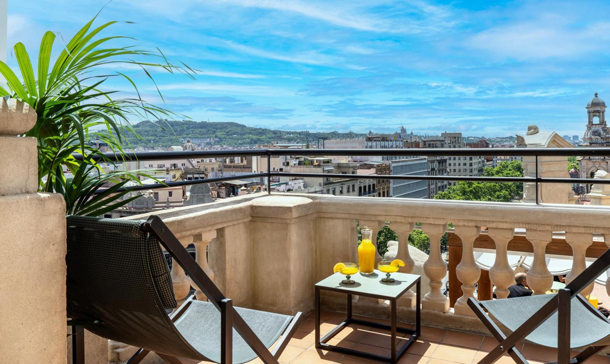 Hotell El Avenida Palace 4*